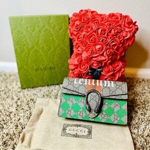 Gucci GG Supreme Dionysus Super Mini Bag Centum